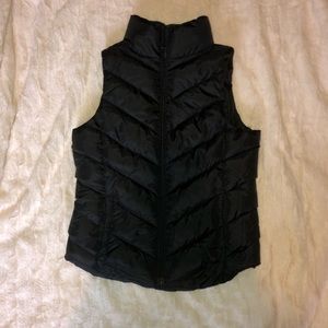 SO puffy black vest